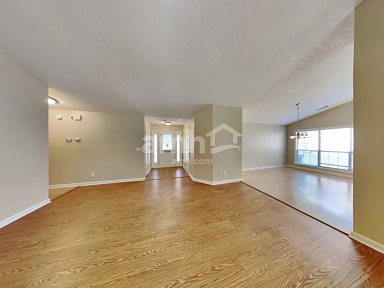 4620 English Oaks Ln — Photo 8