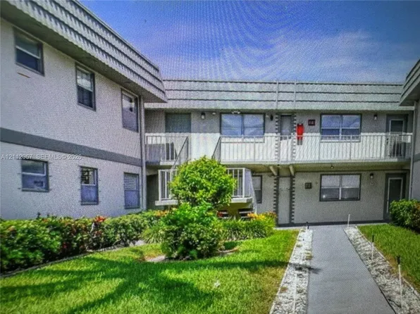 527 Brittany Ave #527-K, Delray Beach, FL 33446
