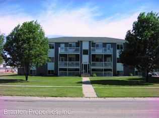 2416 18th St S APT 302, Fargo, ND 58103