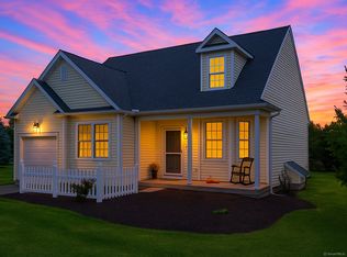 6 Strawberry Ln UNIT 6, East Hartford, CT 06118