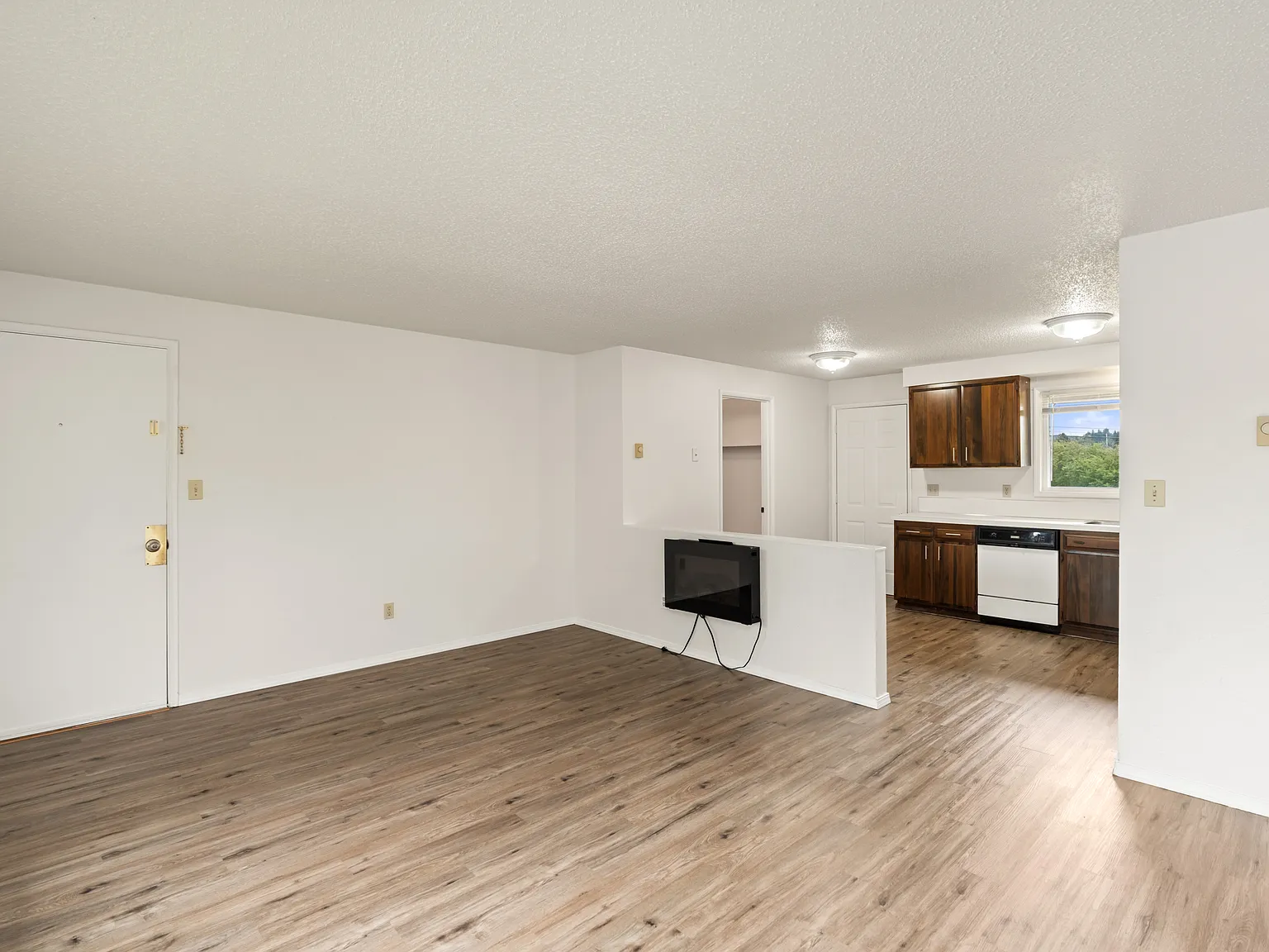 2 bed, 850 sqft, $1,450 — Photo 4