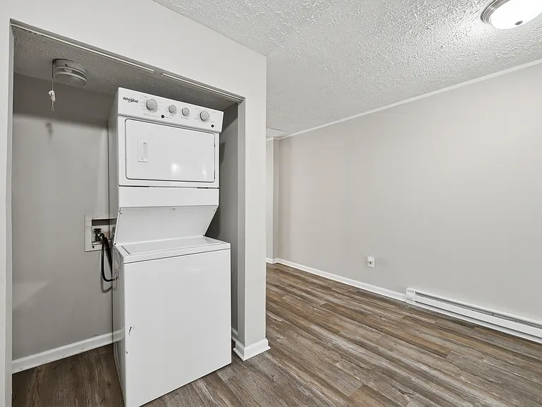 Fort Collier Terrace — Photo 14