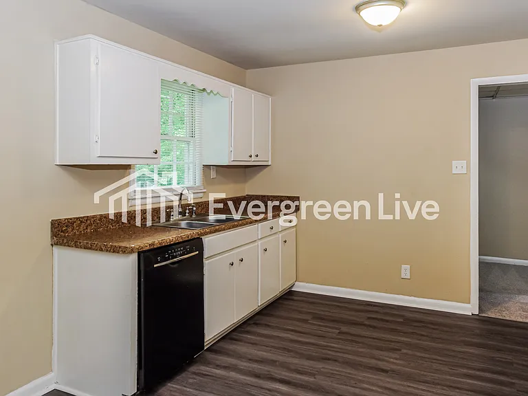 630 Kennan Rd NW — Photo 7