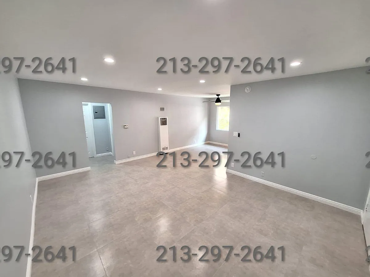 Building Photo - 314 S Occidental Blvd #14