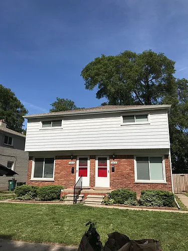 1814 N Center St Photo 1