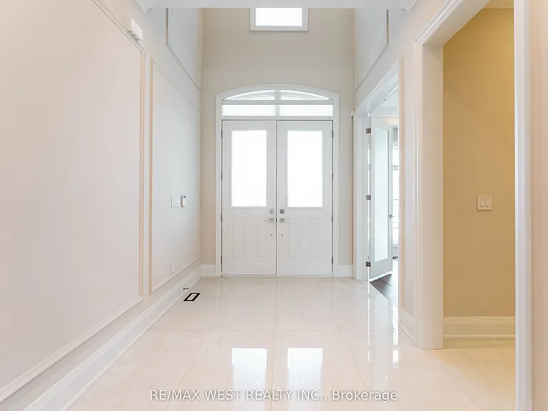 119 Jay St — Photo 4
