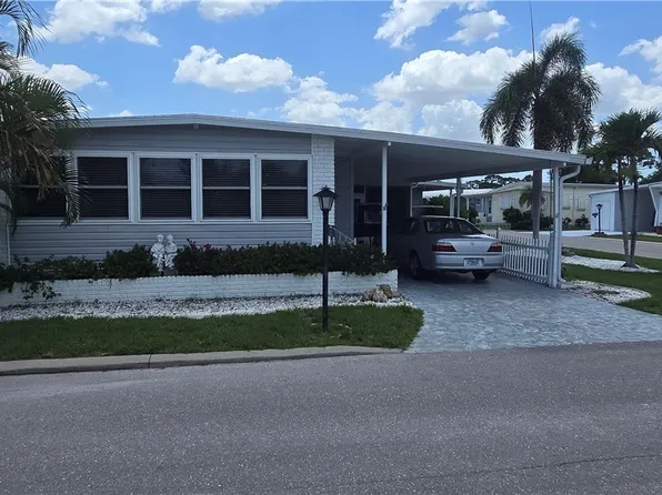 585 Hogan Dr, North Fort Myers, FL 33903