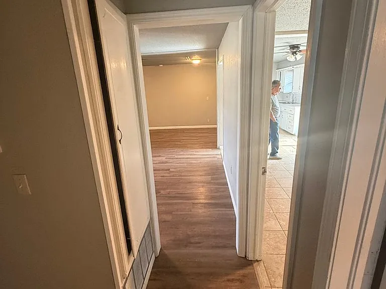 1700 N Janeway Ave — Photo 13
