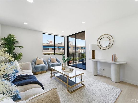 2nd image of 1140 Ocean Blvd #109