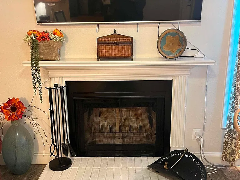 12100 Carriage Ct SE #D — Photo 10