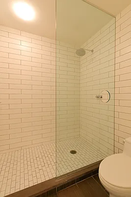 Rented by 212 Consulting Corp | media 28