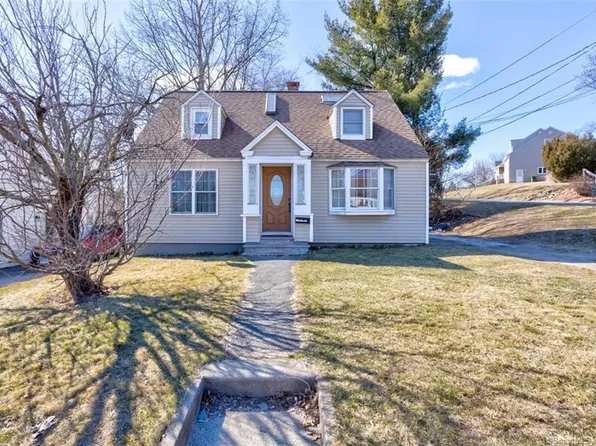 994 Highland Avenue, Waterbury, CT 06708
