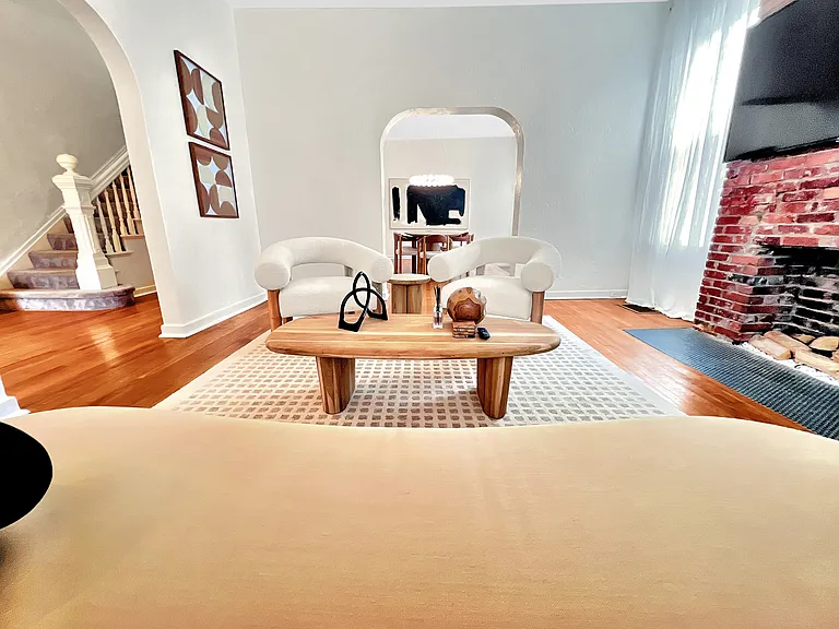 724 Maryland Ave — Photo 8