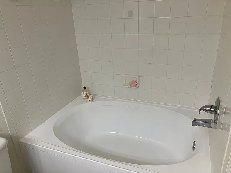 4240 Summer Landing Dr #102 — Photo 11