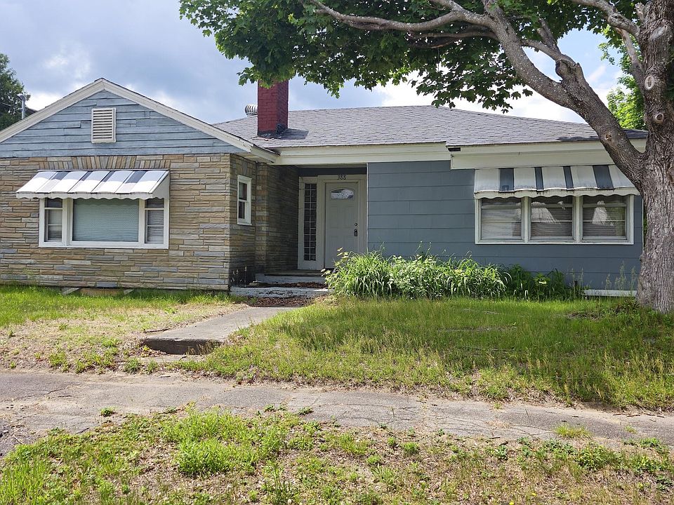 1st image of 388 Aroostook Avenue