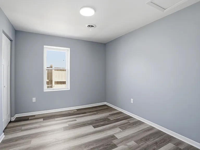 2726 Marshalltown Dr — Photo 15