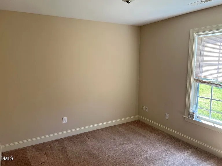 1420 Dexter Ridge Dr — Photo 14
