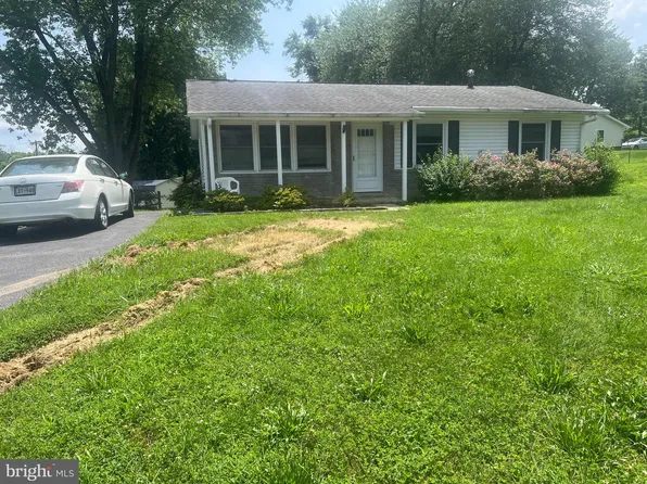 1598 Bowis Dr, Point Of Rocks, MD 21777