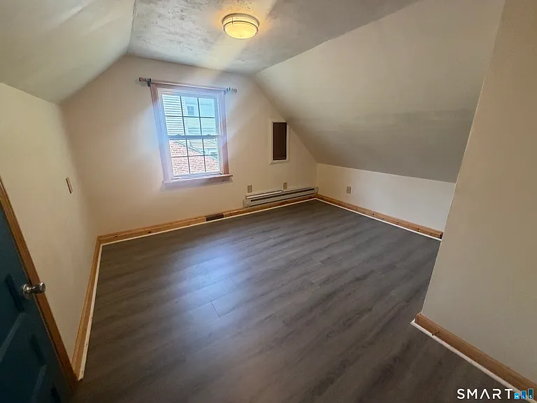 16 Harding Ave — Photo 10