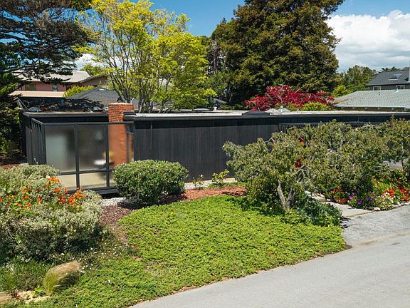 2nd image of 519 Cliff Dr