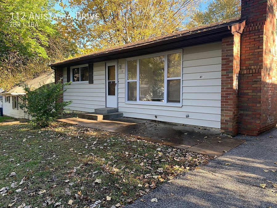 1st image of 112 Anistasia Dr
