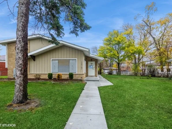 14767 Shepard Dr, Dolton, IL 60419