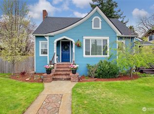 1344 Porter St, Enumclaw, WA 98022