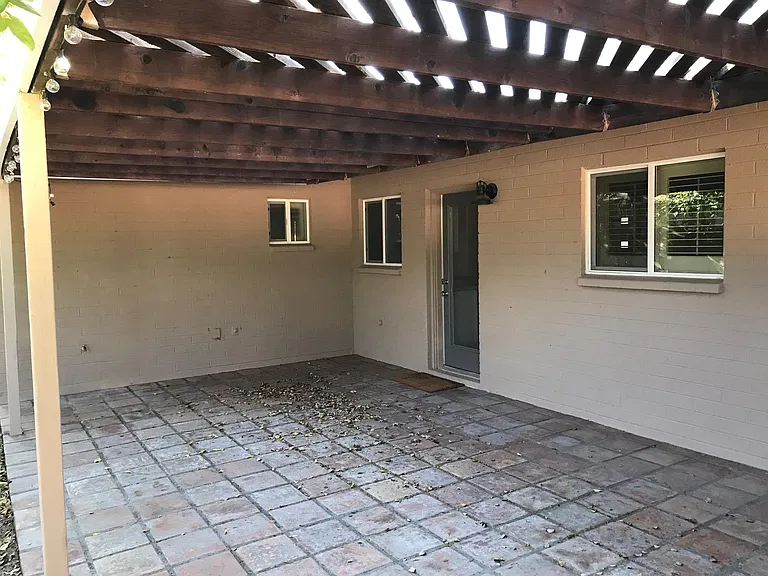 408 E Aepli Dr — Photo 9