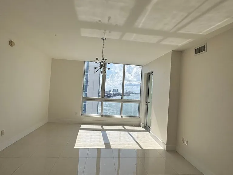 300 S Biscayne Blvd #3212 — Photo 9