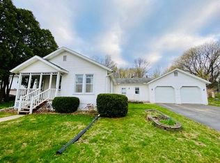 1122 2nd St, Baraboo, WI 53913