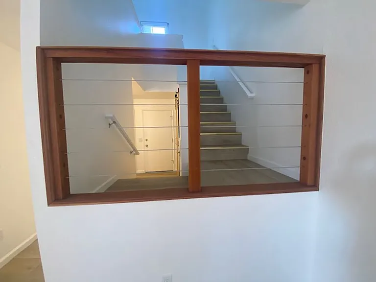 Oak Park Village Apartments — Photo 30
