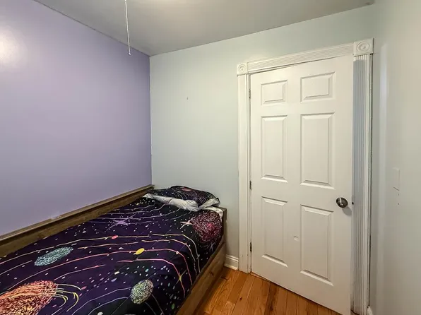 125 Poplar Street image 42 of 44