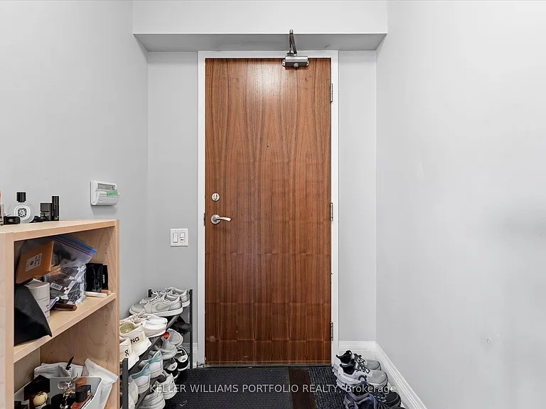 2191 Yonge St #4111 — Photo 25