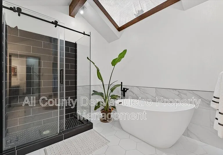 10193 Meade Ct — Photo 29