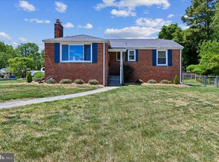 2811 School St, Alexandria, VA 22303