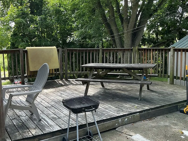 118 College Pl — Photo 12