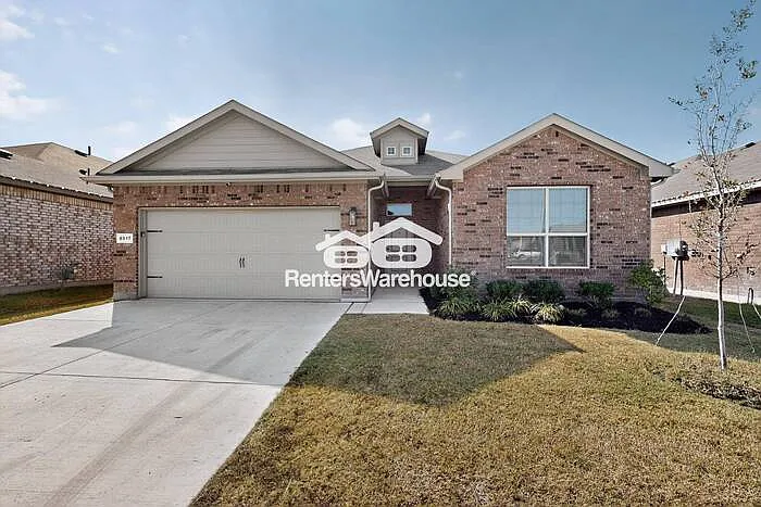 8517 Centerboard Ln — Photo 4