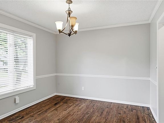 5th image of 1100 NE 87th Ter