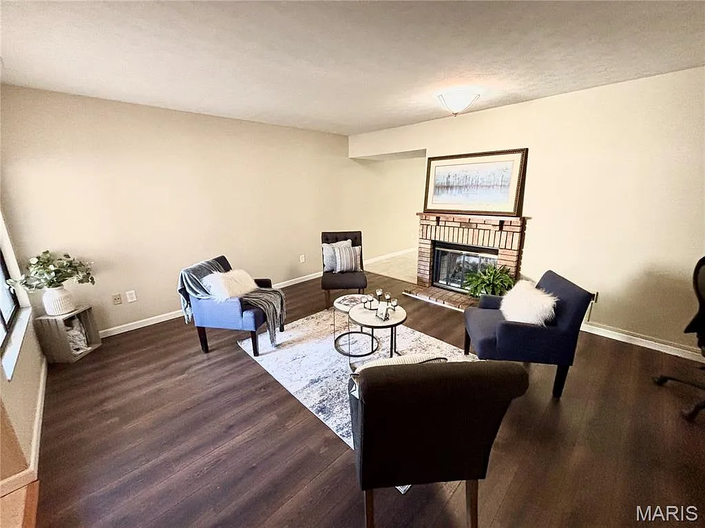 2 bed, 1296 sqft, $1,675 — Photo 3