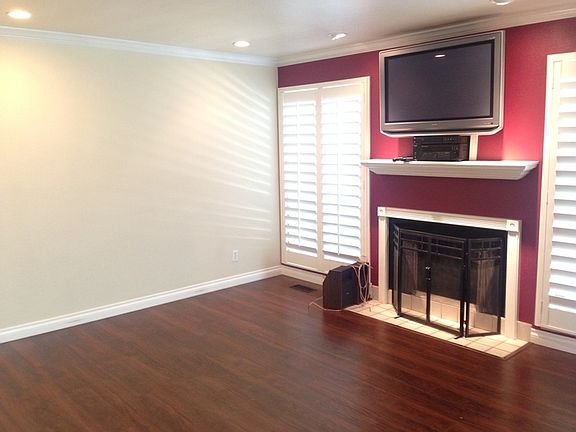 4th image of 1639 E Saint Charles Pl