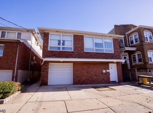 214 8th St FLOOR 2, Fairview, NJ 07022