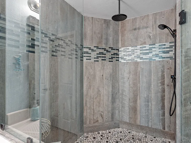 Shower for the master bathroom