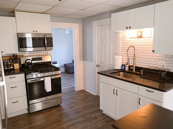 4th image of 394 Main St #2