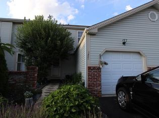 1431 Yorktowne Dr, Lawrence, PA