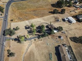 3199 Little John Rd, Copperopolis, CA 95228