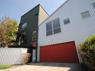 3031 Commerce St, Houston, TX 77003