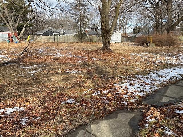 2nd image of 1803 6th Ave