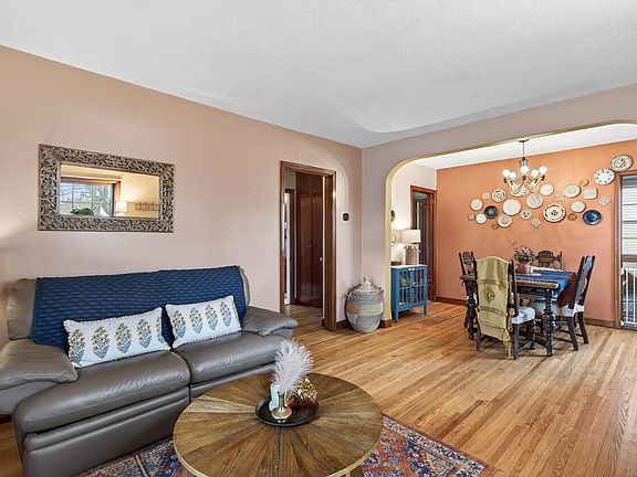 5th image of 721 Parkway Dr