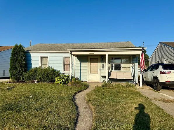 25530 Tecla Ave, Warren, MI 48089