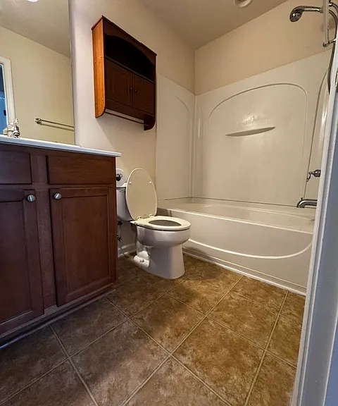 519 Perrault Dr — Photo 18